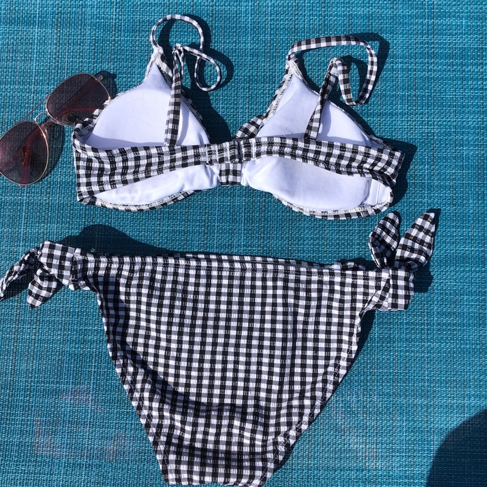 Bathing suit - Picture 4 of 6